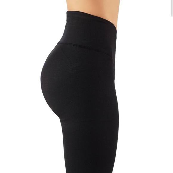 ✨ Bestseller ✨ Lifting Leggings - Picture 2 of 4